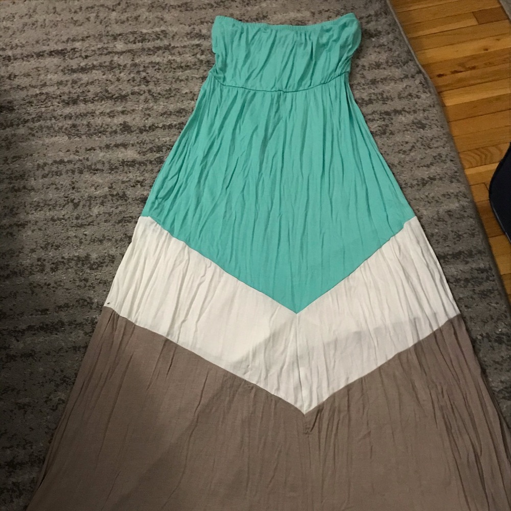 Maxi dress